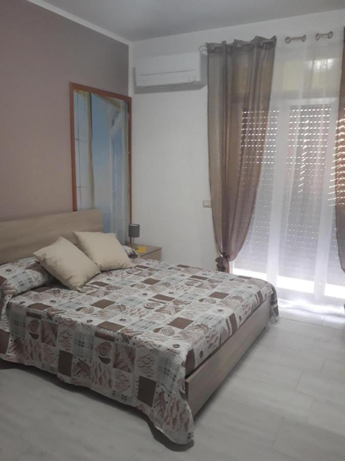 Holiday House Marlin Giardini Naxos Exterior foto