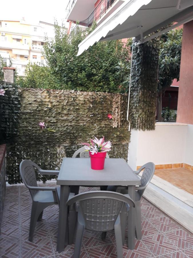 Holiday House Marlin Giardini Naxos Exterior foto