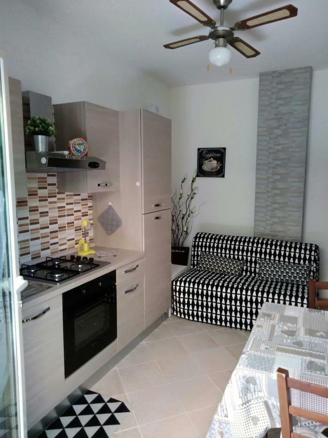 Holiday House Marlin Giardini Naxos Exterior foto